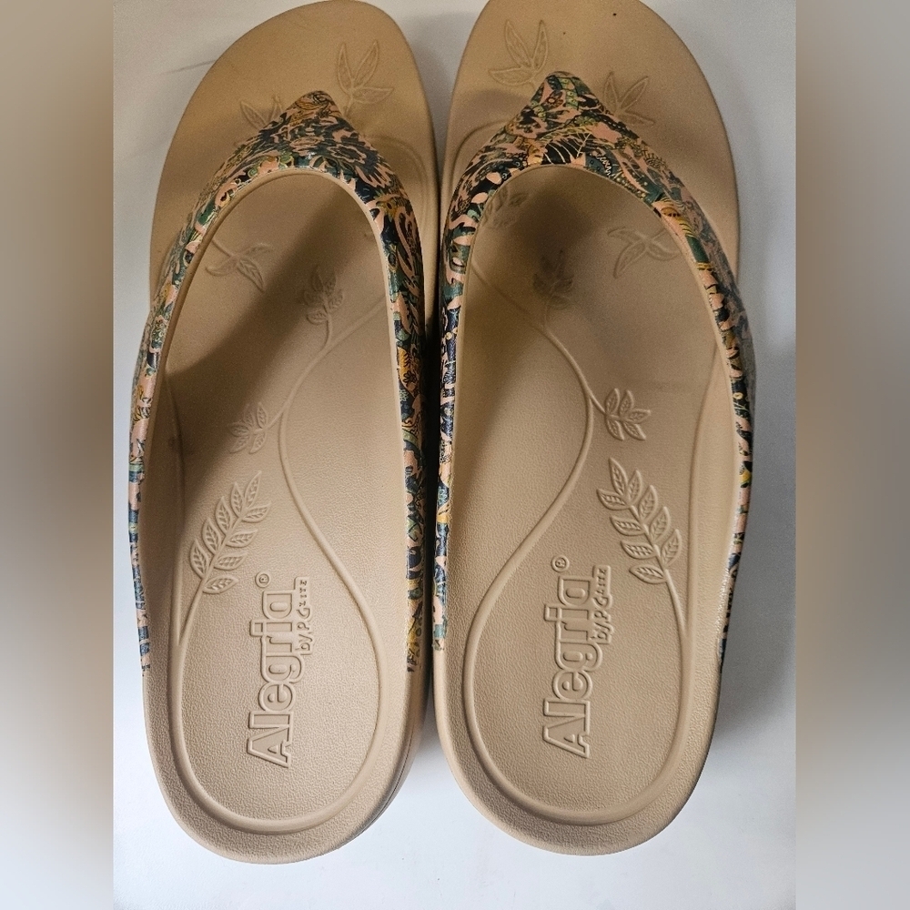 Alegria By PG Lite Floral Beige Women's Sandals Sz 10 - Picture 9 of 9